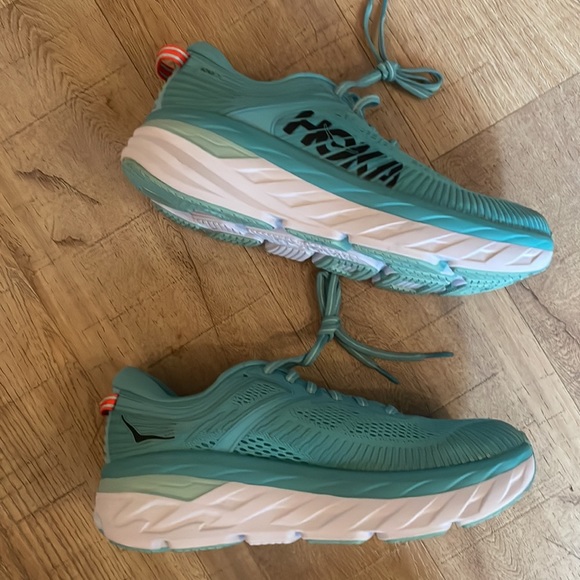 HOKA ONE ONE CLIFTONS 8.5 NEW - Picture 6 of 7